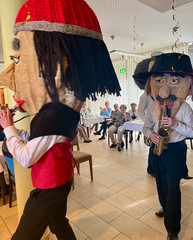 Musikalisch begleitet wurde die Veranstaltung von „The Sax Puppets“